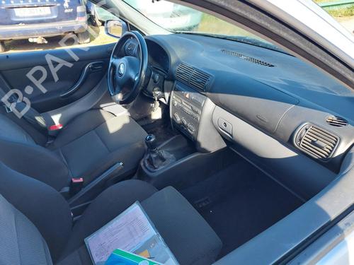Left front window switch SEAT LEON (1M1)  | BP21983257I27 