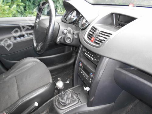 Front windshield wiper arm PEUGEOT 207 (WA_, WC_) 1.6 HDi | BP19895392C143