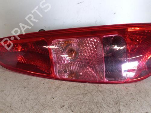 Right taillight PEUGEOT 807 (EB_) 2.2 HDi | BP19882061C35 