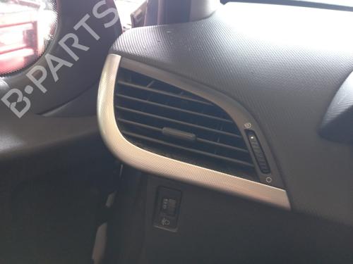 Used Air vent PEUGEOT 207 (WA_, WC_) 1.4 (73 hp) 28316006