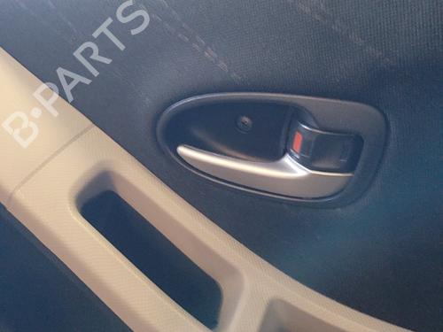 Used Front right interior door handle TOYOTA YARIS (_P9_) 1.3 VVT-i (SCP90_, SCP90R) (87 hp) 20318992
