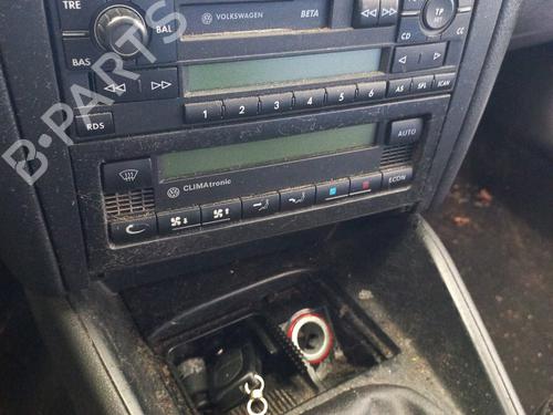 Airco bedieningspaneel VW GOLF IV (1J1) 1.9 TDI (90 hp) 26577671