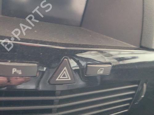 Used Warning switch OPEL ASTRA H (A04) [2004-2014]  19900602