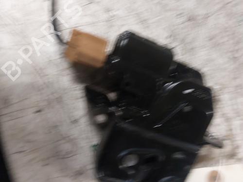 Used Tailgate lock RENAULT CLIO IV (BH_) 1.5 dCi 75 (75 hp) 21171024