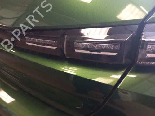 Used Right tailgate light PEUGEOT 308 III (FB_, FH_, FP_, F3_, FM_) PureTech 130 (FPHNSL, FPHNST) (131 hp) 27496492