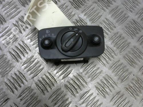 Commande de phare FORD FIESTA VI (CB1, CCN) 1.4 TDCi (70 hp) 21978354