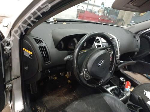 Used Dashboard KIA CEE'D Hatchback (ED) 1.6 CRDi 115 (115 hp) 23967976