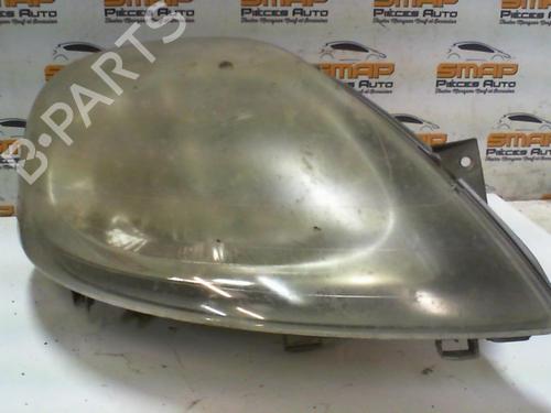Used Left headlight RENAULT TRAFIC II Van (FL) 1.9 dCi 80 (FL0B) (82 hp) 21976377