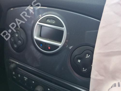 Used Climate control RENAULT CLIO III (BR0/1, CR0/1) 1.5 dCi (C/BR0G, C/BR1G) (68 hp) 27982285