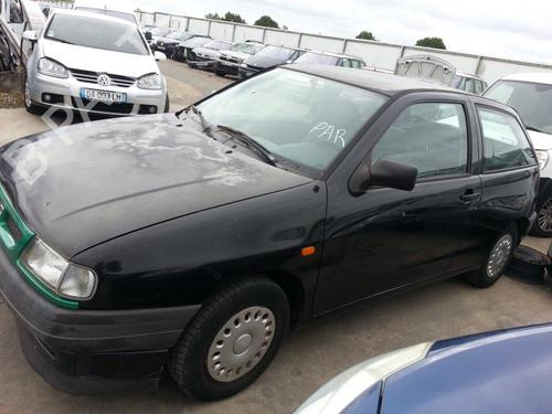 Left front indicator SEAT IBIZA II (6K1) 1.4 i | BP21974442C32