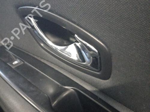 Høyre foran invendig håndtak RENAULT MEGANE III Hatchback (BZ0/1_, B3_) 1.5 dCi (BZ09, BZ0D, BZ1W, BZ29, BZ14) (110 hp) 23777840