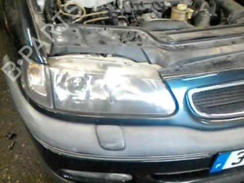 Used Right headlight RENAULT SAFRANE II (B54_) 2.2 dT (B54G) (113 hp) 19896035