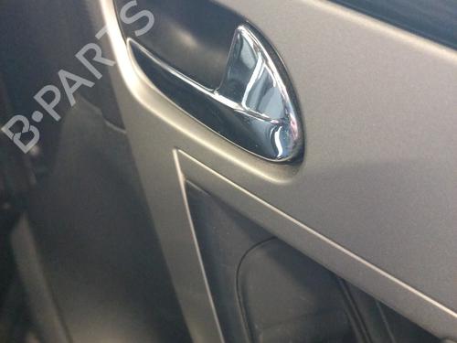 Poignée intérieure avant droite CITROËN C4 Picasso I MPV (UD_) 2.0 HDi 138 (136 hp) 25215766