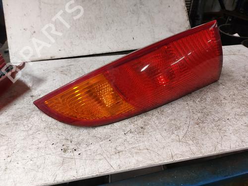 Achterlicht rechts FORD FOCUS II (DA_, HCP, DP) [2004-2013]  19880662