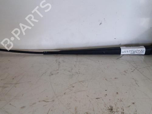 Front windshield wiper arm TOYOTA YARIS (_P1_) 1.4 D-4D (NLP10_, NLP10R) | BP19890323C143 