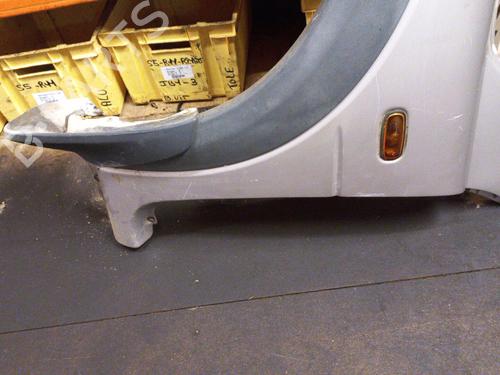 Used Left front fenders LAND ROVER FREELANDER I (L314) [1998-2006]  19890784