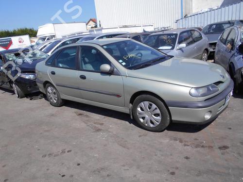 Right headlight RENAULT LAGUNA I (B56_, 556_)  | BP19894538C29 