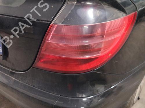 Used Right taillight MERCEDES-BENZ C-CLASS Coupe (CL203) C 180 Kompressor (203.746) (143 hp) 22438932