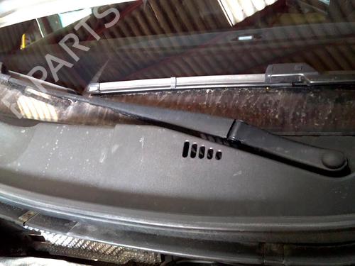 Used Front windshield wiper arm VW PASSAT B6 (3C2) 2.0 TDI (170 hp) 19890329