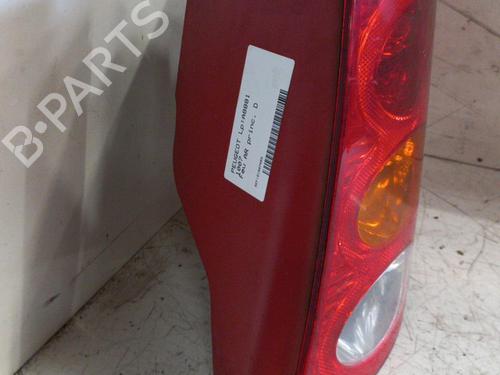 Right taillight PEUGEOT 1007 (KM_) 1.4 HDi | BP19883083C35 