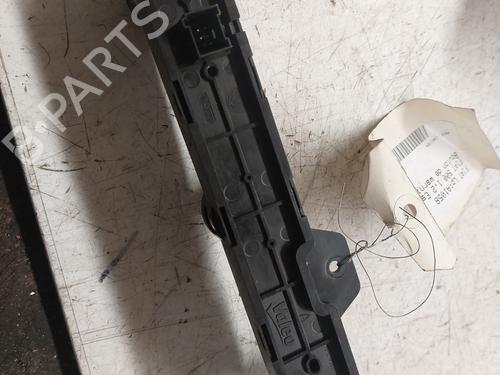 Used Warning switch Warning switch FIAT 500 (312_) 1.2 (312AXA1A) (69 hp) 21975194 21975194