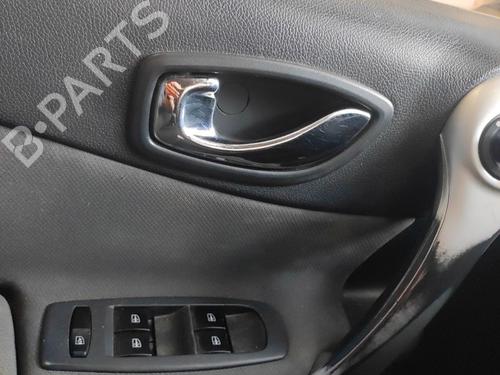 Used Front left interior door handle Front left interior door handle RENAULT KOLEOS I (HY_) 2.0 dCi 4x4 (HY0K) (150 hp) 31318125 31318125
