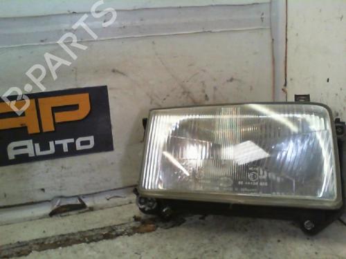 Used Right headlight VW TRANSPORTER T4 Van (70A, 70H, 7DA, 7DH) 2.4 D (78 hp) 21228535