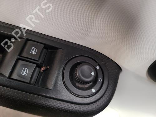 Used Mirror switch Mirror switch RENAULT TWINGO III (BCM_, BCA_) 1.0 SCe 70 (71 hp) 31295692 31295692