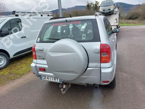 Retrovisor derecho TOYOTA RAV 4 II (_A2_) 2.0 D 4WD (CLA20_, CLA21_, CLA20R, CLA21R) | BP19888155C27 