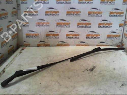 Used Front windshield wiper arm VW POLO (9N_, 9A_) 1.4 TDI (70 hp) 19884754
