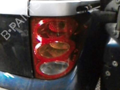 Used Right taillight PEUGEOT 1007 (KM_) 1.4 HDi (68 hp) 19895810