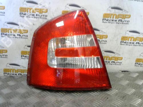 Used Left taillight SKODA OCTAVIA II (1Z3) 1.9 TDI (105 hp) 19890702