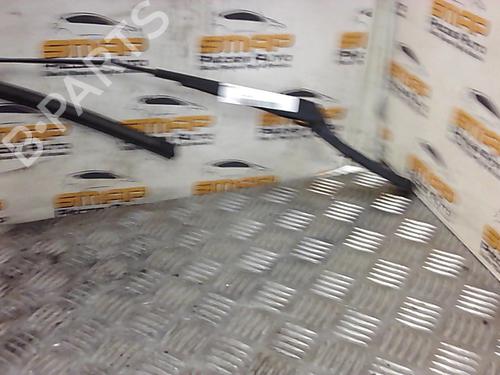 Used Front windshield wiper arm PEUGEOT 308 I (4A_, 4C_) 1.6 HDi (90 hp) 19895781