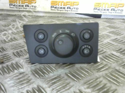 Used Headlight switch OPEL ZAFIRA / ZAFIRA FAMILY B (A05) 1.9 CDTI (M75) (120 hp) 21976707