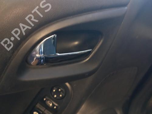 Venstre fortil invendig håndtag CITROËN C3 II (SC_) 1.4 VTi 95 (95 hp) 28682759