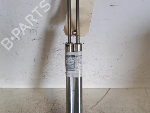 Used Tailgate lift support VW GOLF IV (1J1) 1.9 SDI (68 hp) 19897273