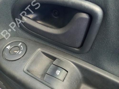 Used Front right interior door handle RENAULT CLIO II (BB_, CB_) 1.4 16V (B/CB0P, BB13) (98 hp) 26735227