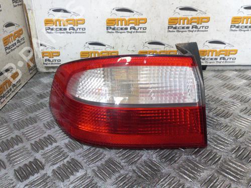Used Left taillight RENAULT LAGUNA II (BG0/1_) [2001-2007]  19894397