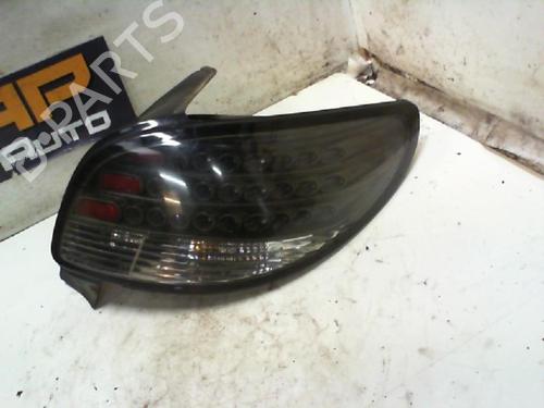 Højre baglygte PEUGEOT 206 Hatchback (2A/C) 1.6 HDi 110 | BP19884972C35 