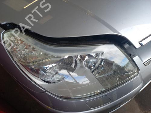 Used Right headlight CITROËN C5 II (RC_) 1.6 HDi (RC8HZB) (109 hp) 27492417