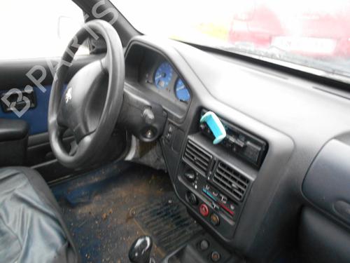 Left taillight PEUGEOT 106 II (1A_, 1C_) 1.1 i | BP21166862C34 