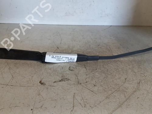 Used Front windshield wiper arm RENAULT KANGOO (KC0/1_) 1.5 dCi (68 hp) 19888460