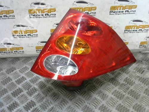 Used Right taillight PEUGEOT 1007 (KM_) 1.4 HDi (68 hp) 19883602