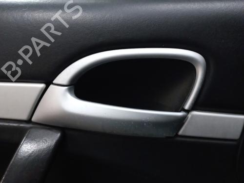 Venstre foran invendig håndtak PORSCHE CAYENNE (9PA) Turbo S 4.5 (521 hp) 23992495