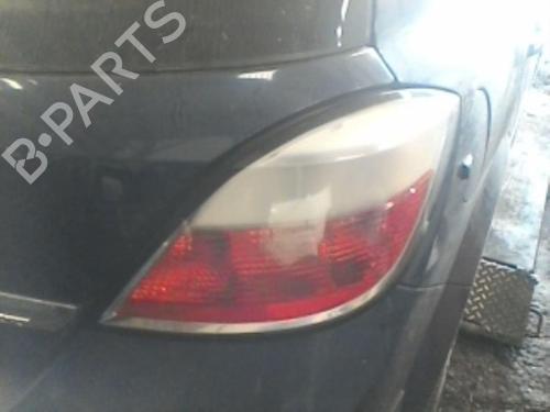 Højre baglygte OPEL ASTRA H (A04) [2004-2014]  19884936