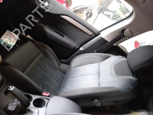 Used Right front seat Right front seat CITROËN C4 II (NC_) 1.6 HDi 115 (114 hp) 28682355 28682355