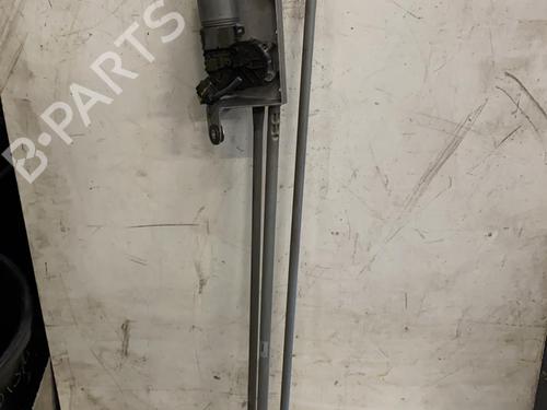 Used Front wiper motor RENAULT MODUS / GRAND MODUS (F/JP0_) 1.5 dCi (FP0F, JP0F) (86 hp) 21979252