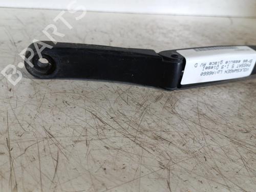 Front windshield wiper arm VW PASSAT B6 (3C2) 1.9 TDI | BP19893726C143 