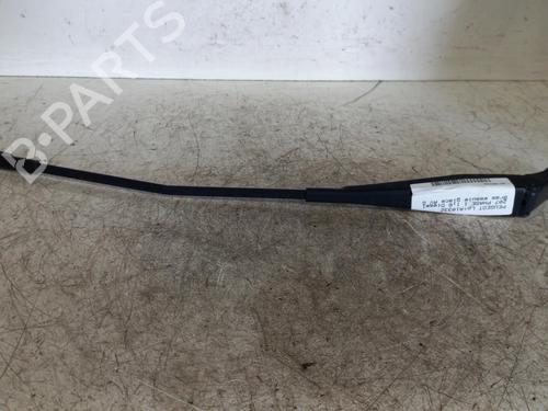 Used Front windshield wiper arm PEUGEOT 207 (WA_, WC_) 1.6 HDi (90 hp) 19897129