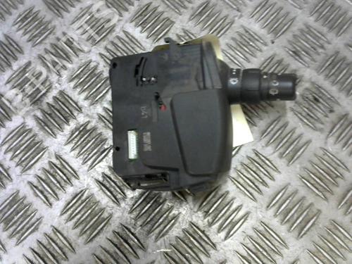 Used Steering column stalk RENAULT CLIO III (BR0/1, CR0/1) [2005-2014]  19883607
